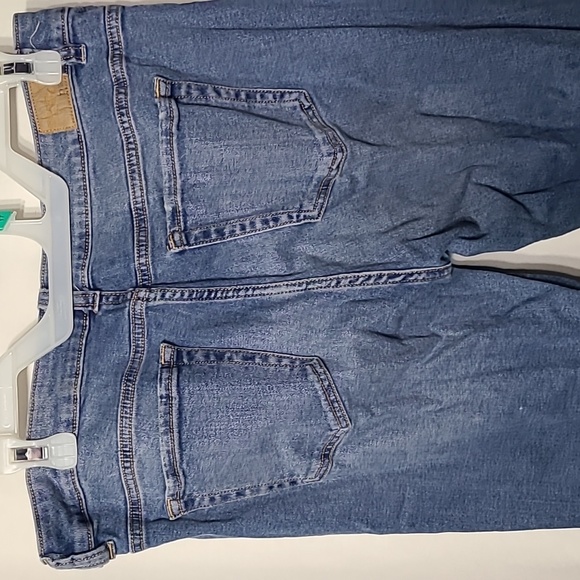 R1893 Medium Wash Distressed Jeans - Picture 5 of 7